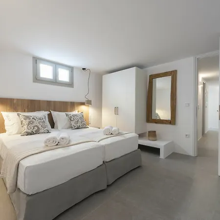 빌라 Niriides Luxury