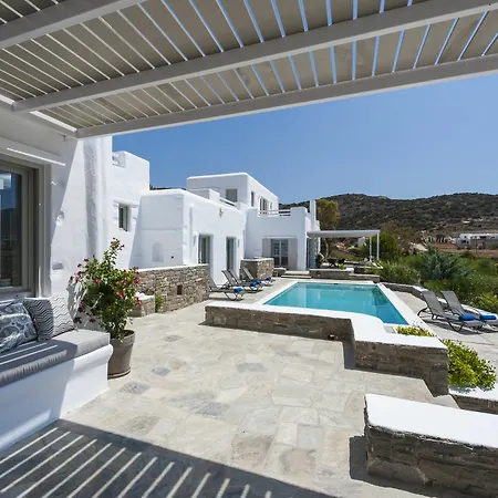빌라 Niriides Luxury *